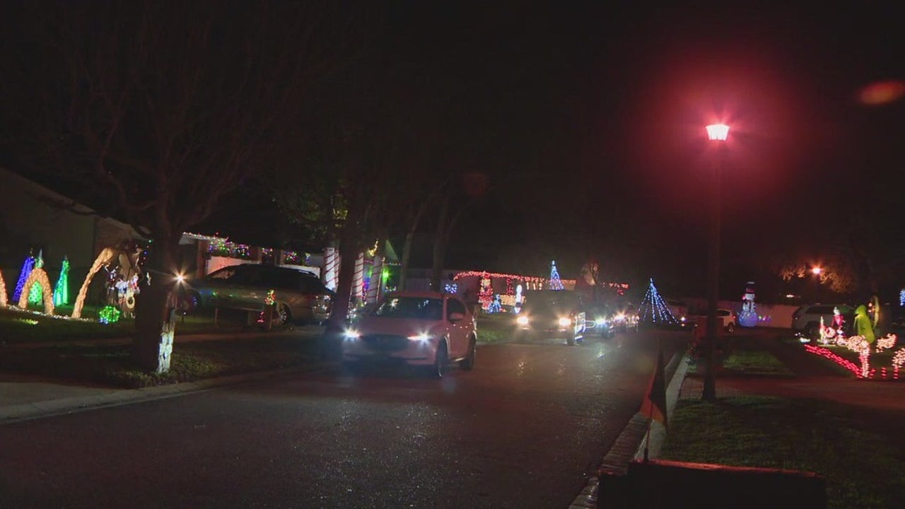 Christmas lights up Largo neighborhood for a cause [Video]