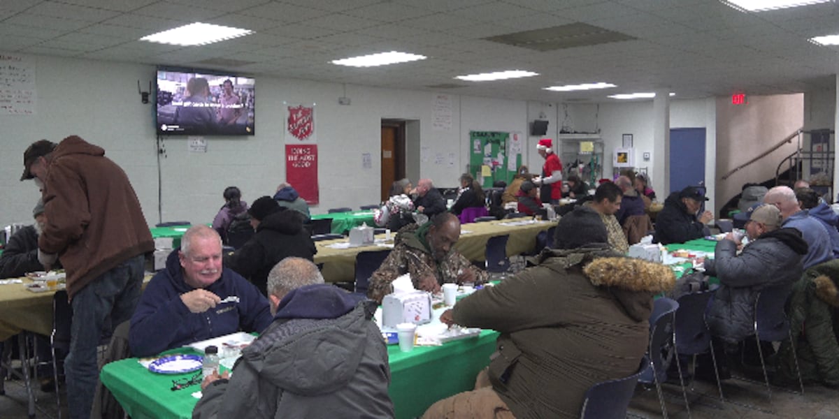 Salvation Army provides Christmas meal for community [Video]