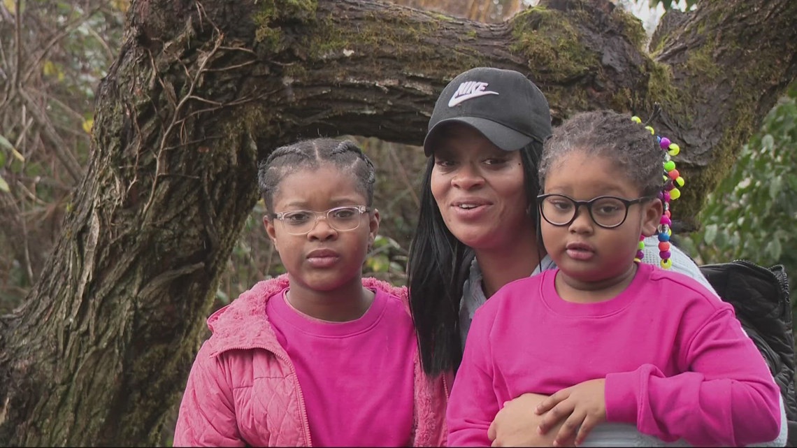 Sewage spill leads to outpouring of holiday help for Portland family [Video]