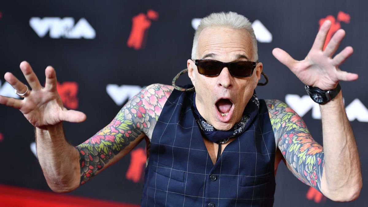 David Lee Roth releases new blues song Forgiveness [Video]