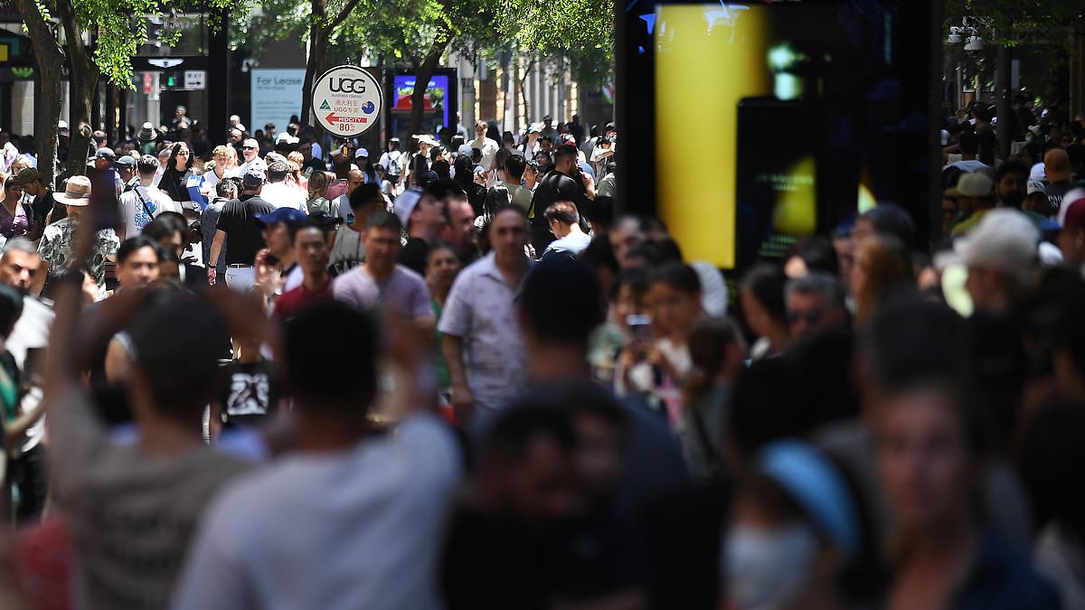 Boxing Day mayhem breaks out as shoppers queue for hours and stores become overcrowded [Video]