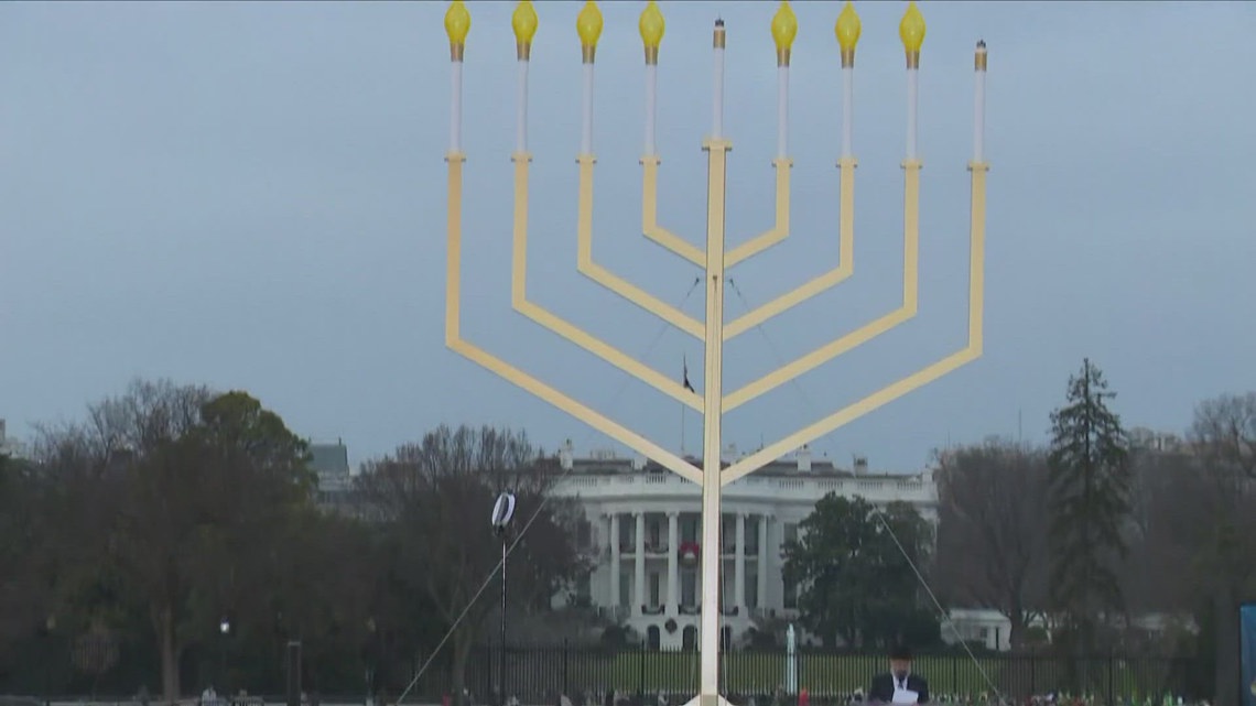 Hundreds celebrate the first night of Hanukkah across the DMV [Video]