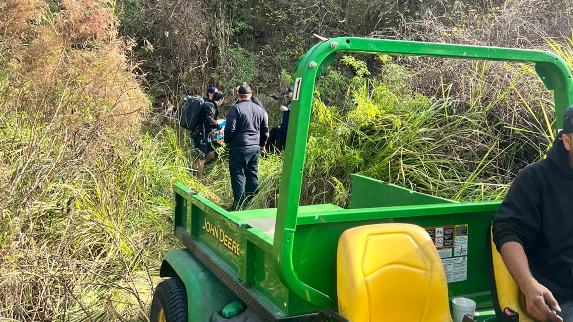 2 rescued after falling, getting stranded overnight at Citrus County golf course [Video]