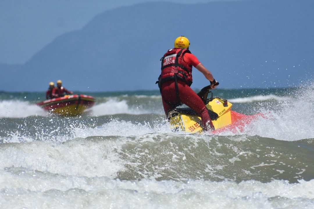 NSRI beach safety camera assists in rescue of teenager in Strand [Video]