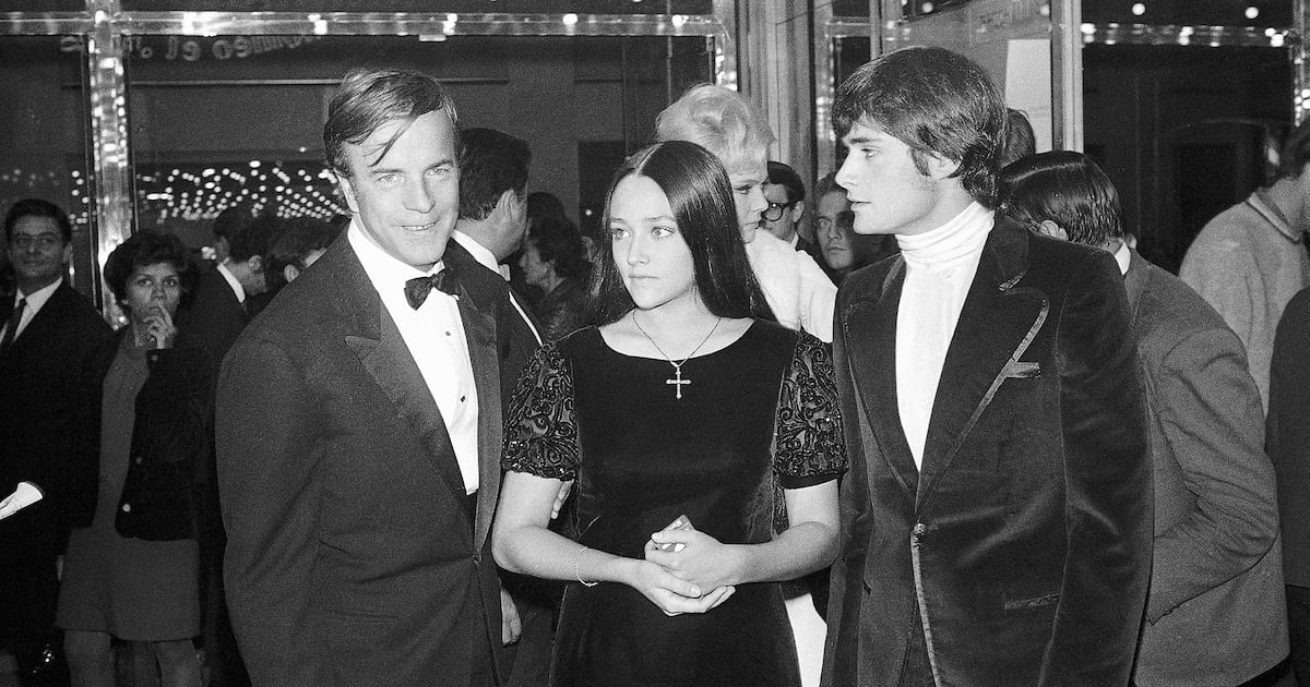 Olivia Hussey, star of the 1968 film ‘Romeo and Juliet,’ dies at 73  WSOC TV [Video]