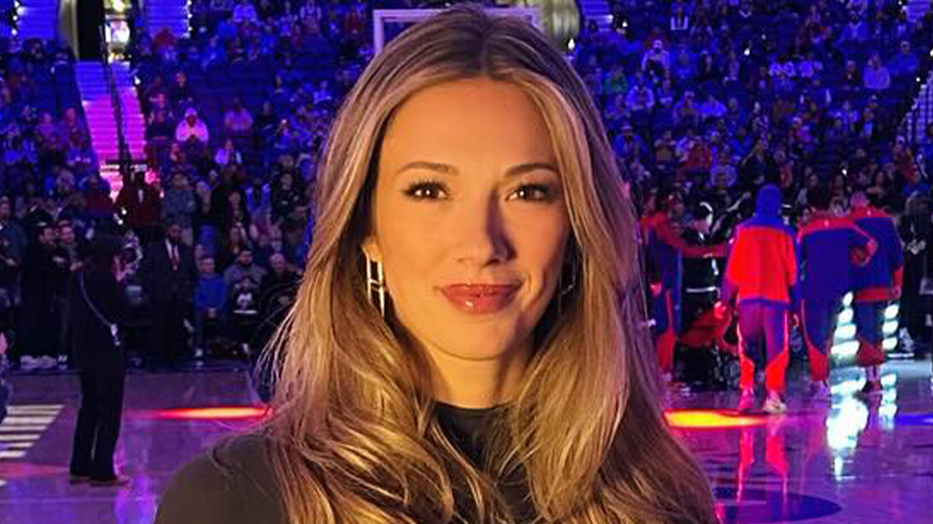 Taryn Hatcher is the stunning NBA sideline TV reporter who distracts fans at games and been dubbed a 