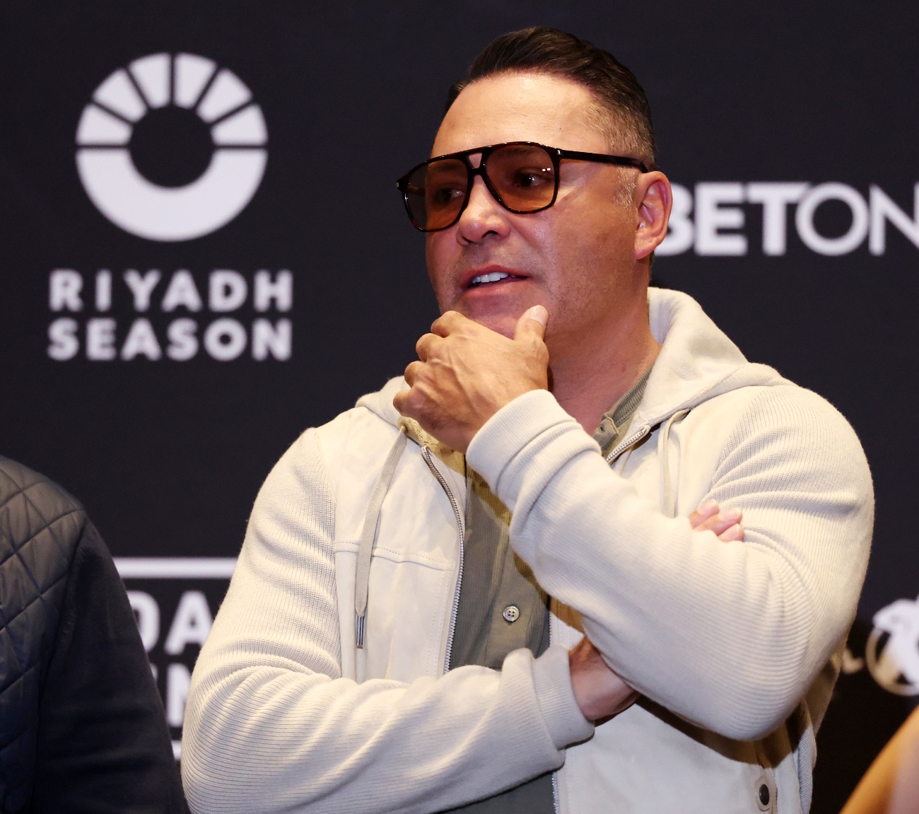 Golden Boy Vs. Matchroom 5 Vs. 5 Event On The Table, Says De La Hoya [Video]