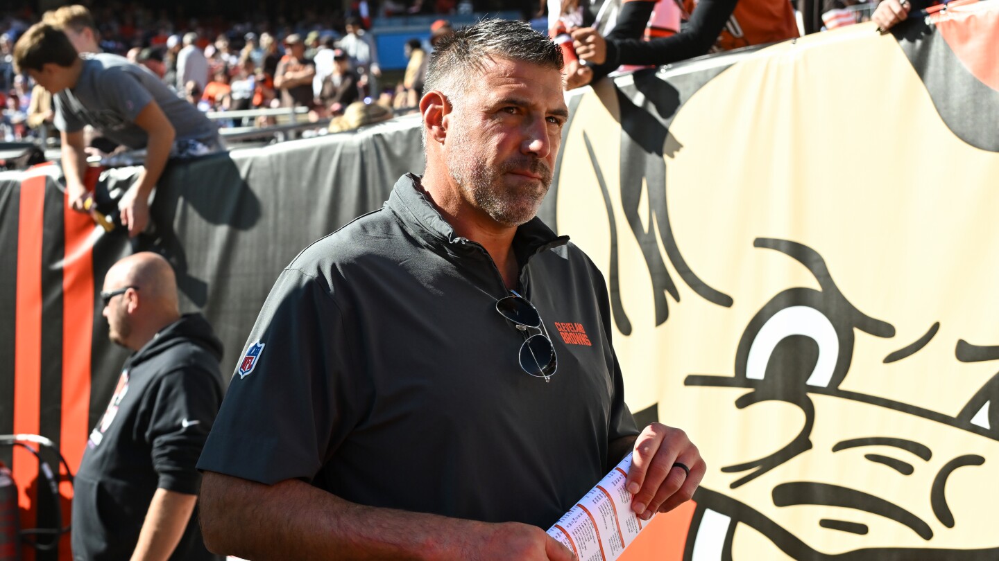 Report: Mike Vrabel’s consulting agreement with Browns expired on Monday [Video]