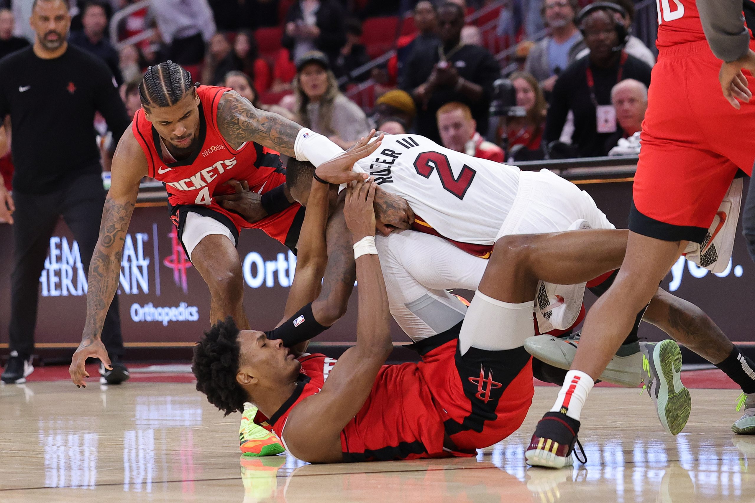 Multiple Heat, Rockets Players Suspended and Fined for In-Game Fight [Video]