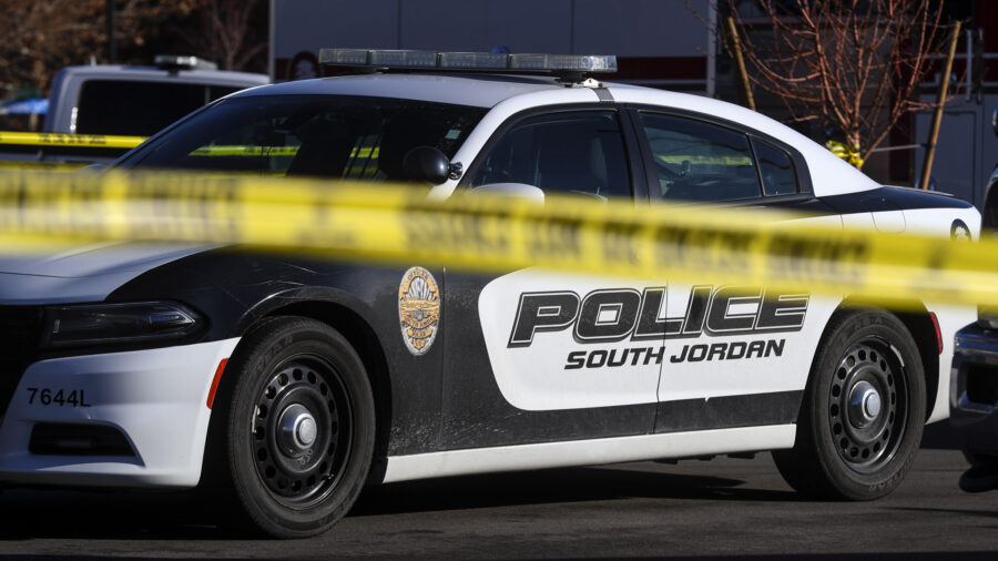 Man shot and killed by officers after firing on South Jordan police [Video]