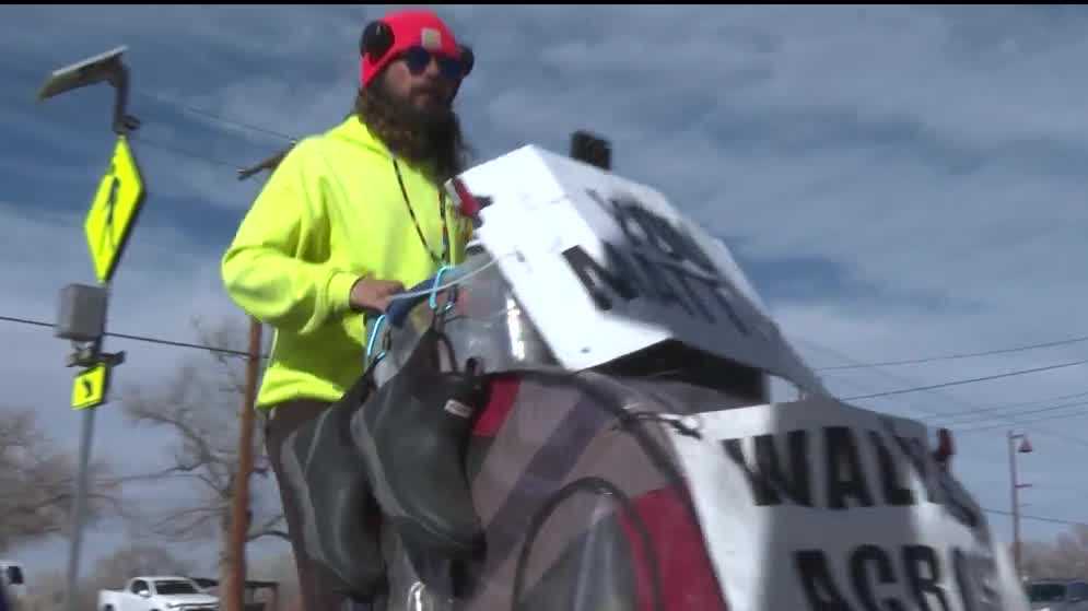 Walking across America to raise awareness about mental health [Video]