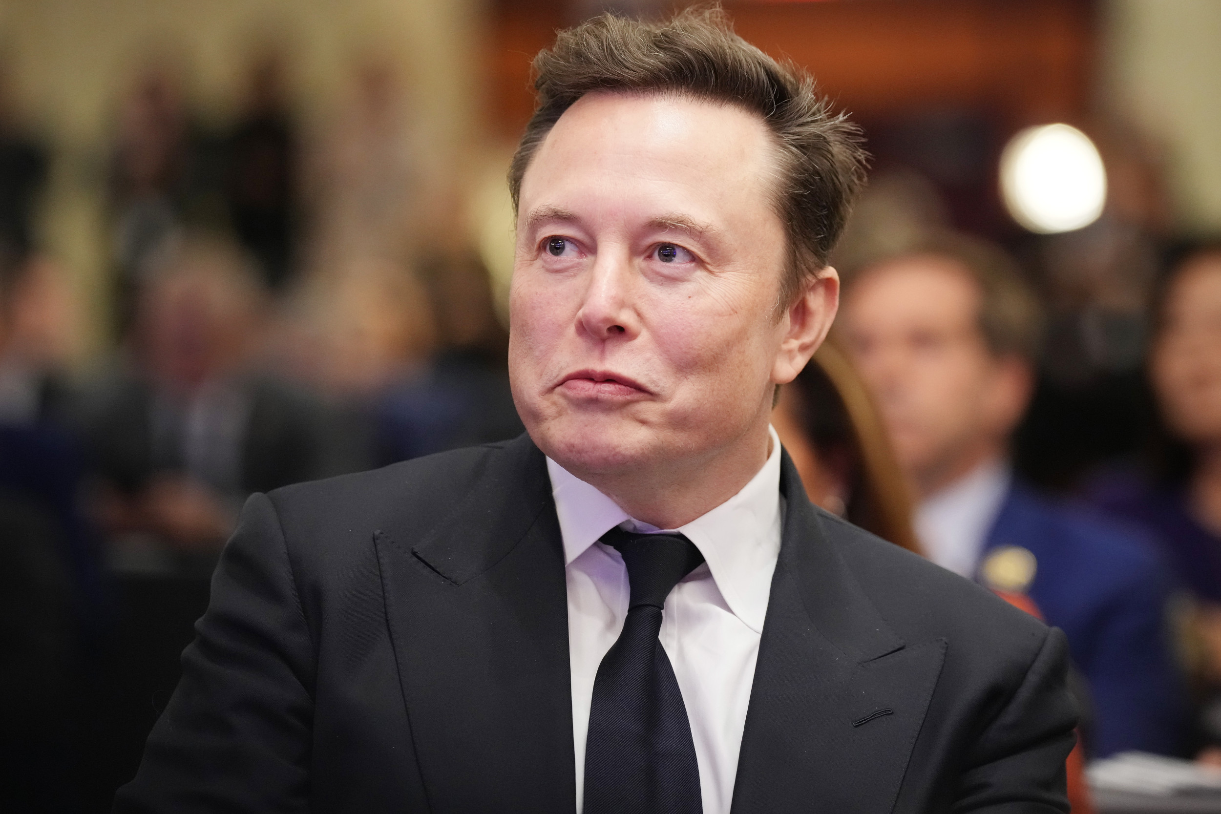 Is Elon Musk’s Alt Account Adrian Dittmann? Mystery Takes Strange Twist [Video]