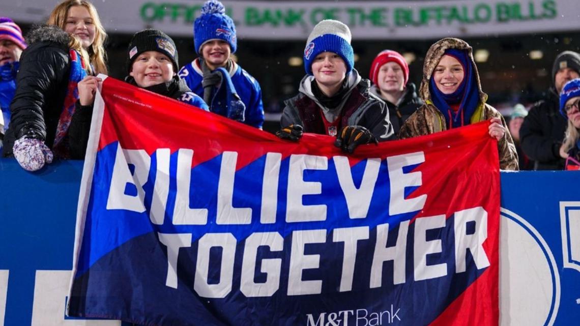 M&T Bank giving out limited-edition ‘Billieve Together’ banners [Video]