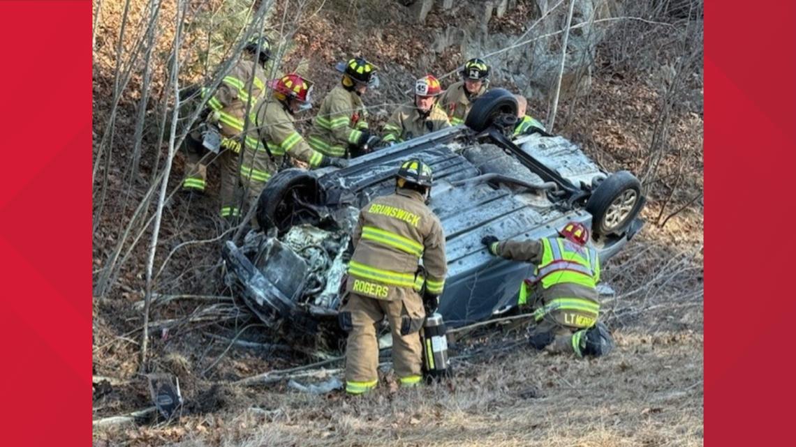 Route 1 in Brunswick, Maine closes due to crash [Video]