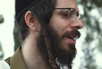 Mendel Roth: I Am Running to Battle (video)