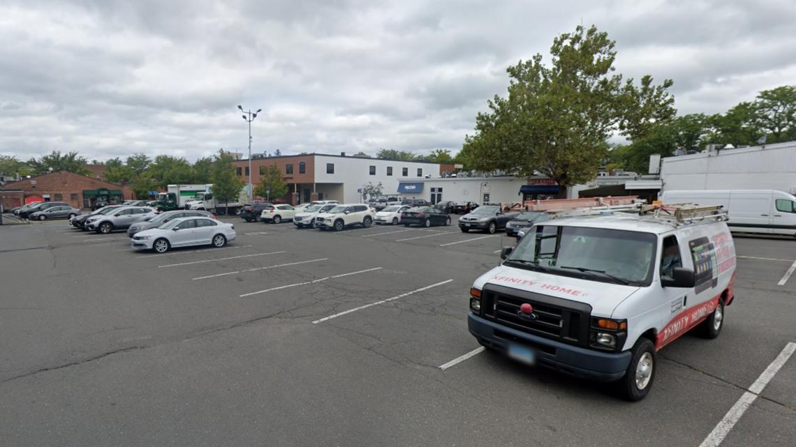 WeHa Parking Finder identifies spaces in West Hartford Center, Blue Back Square [Video]