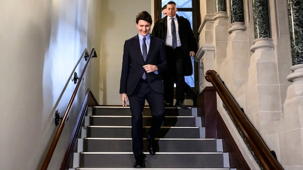 What does Justin Trudeau’s departure mean for federal public servants? [Video]