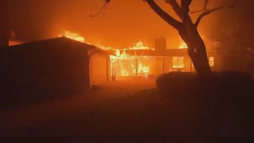 5 dead, 1,100+ buildings destroyed in California wildfires [Video]