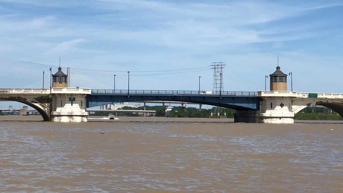 Traffic Alert | MLK Bridge to close for 3 hours Friday [Video]