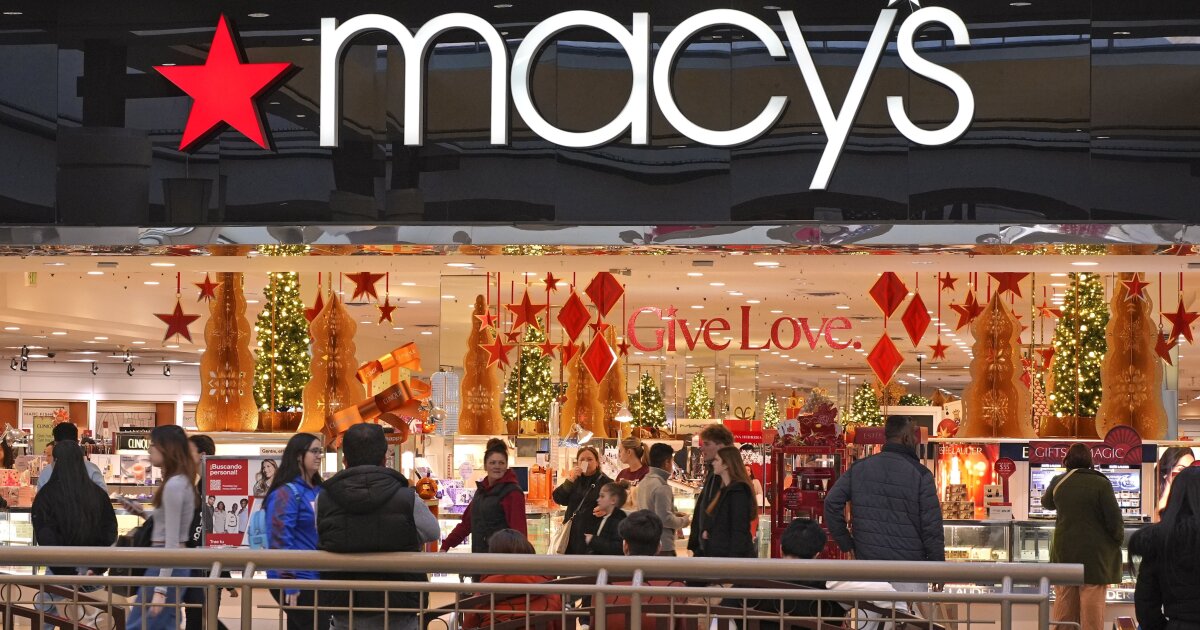 Macy’s announces several store closures, including Tampa location [Video]