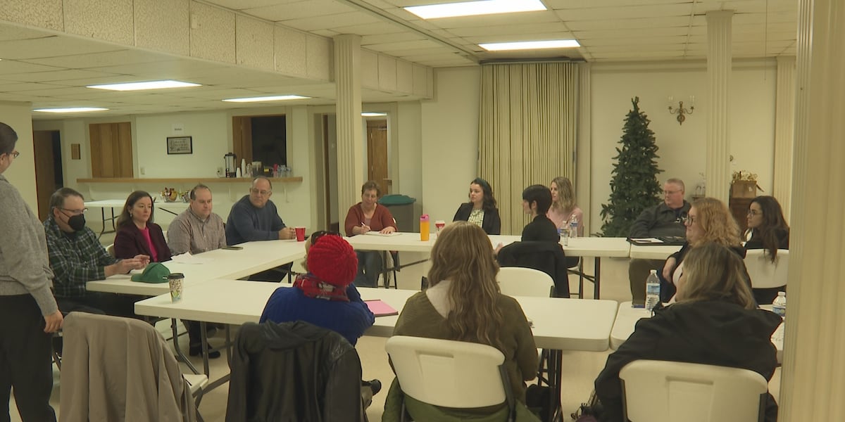 Community Service Council discusses contacting local media [Video]