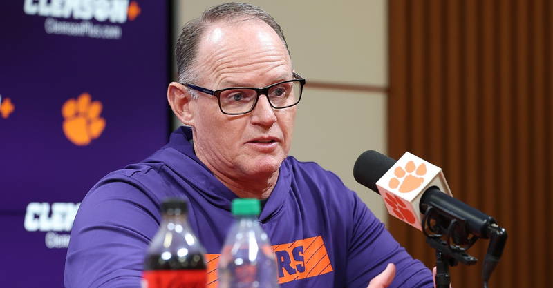 Tom Allen feels role at Clemson is the right place at the right time [Video]