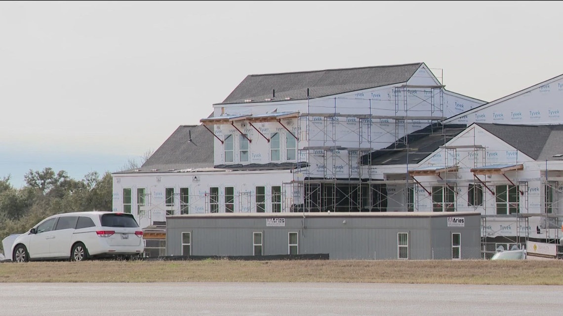 Williamson County continues to boom, residential permit data shows [Video]