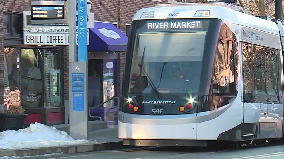 River Market launches nighttime patrols [Video]