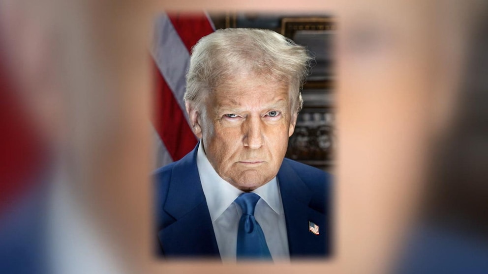 Video Trump and Vance release official portraits [Video]