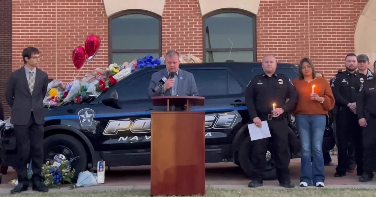 Vigil for Navasota Police Sergeant Mark Butler [Video]