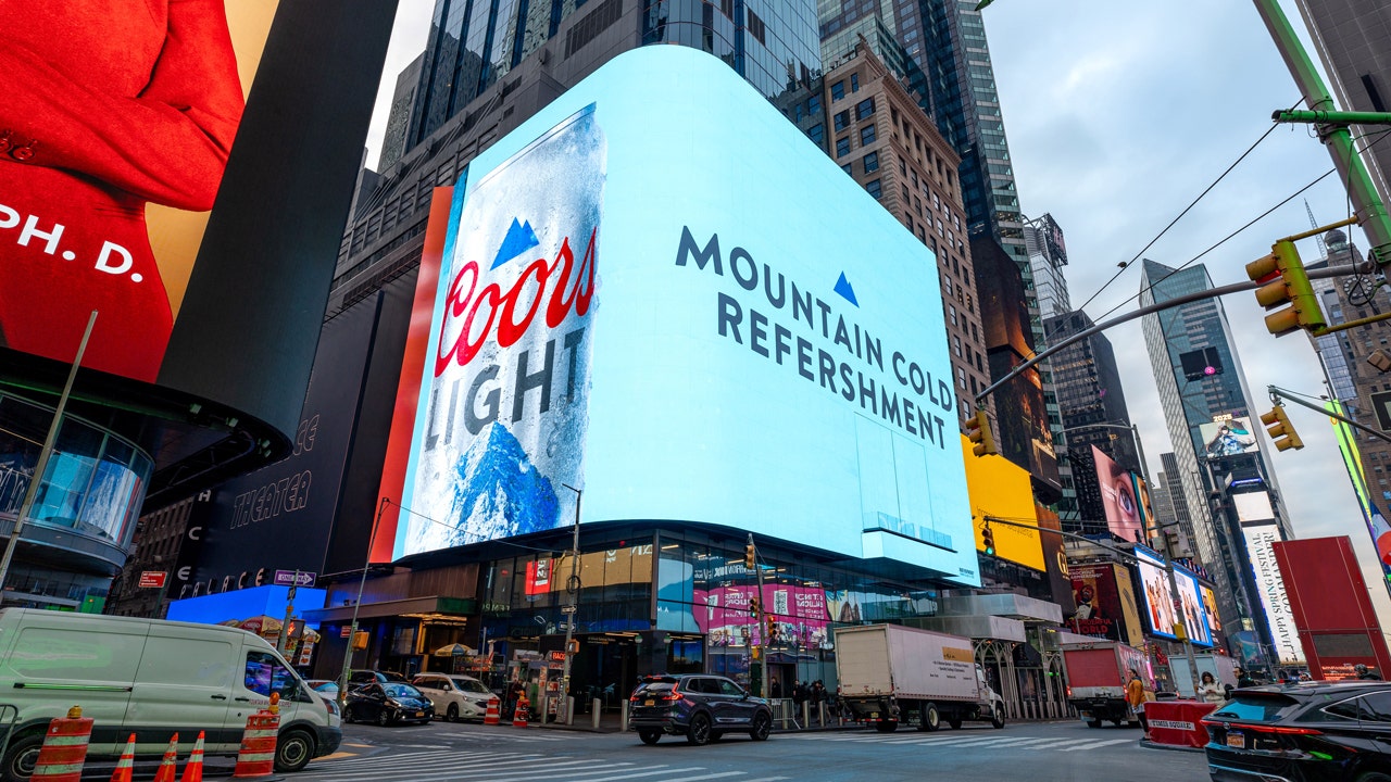 Coors Light embraces misspelled ad with new name [Video]