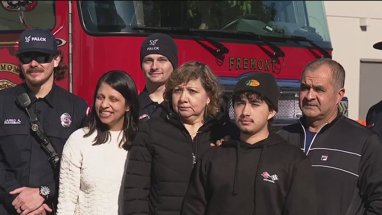 Teen reunited with paramedics that saved his life [Video]