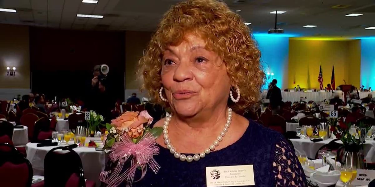 More than 1,000 people gather for MLK Day prayer breakfast [Video]