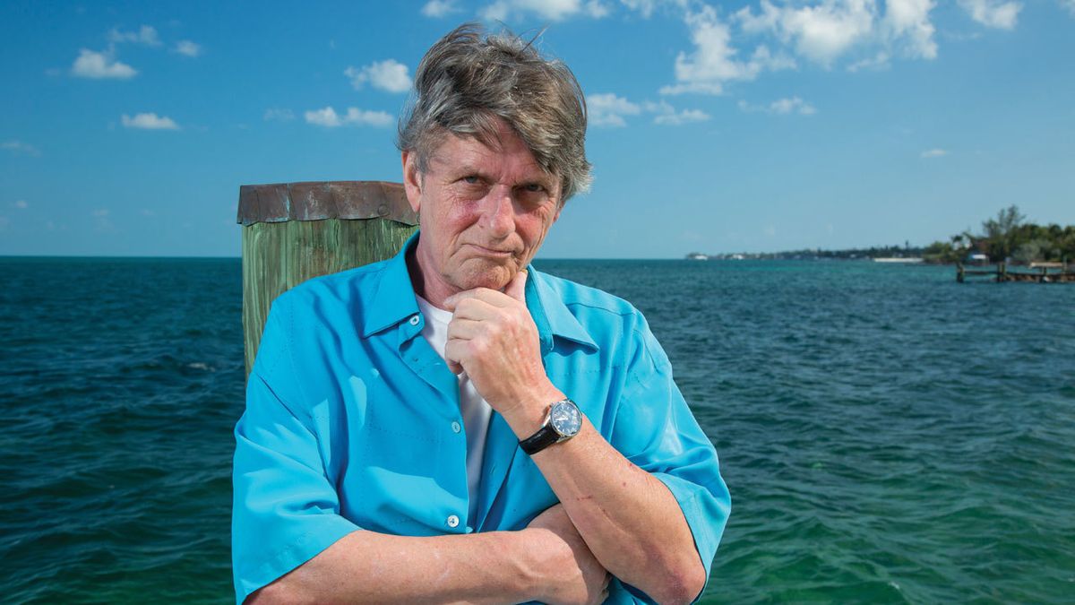 Mike Oldfield Returns To Ommadawn [Video]