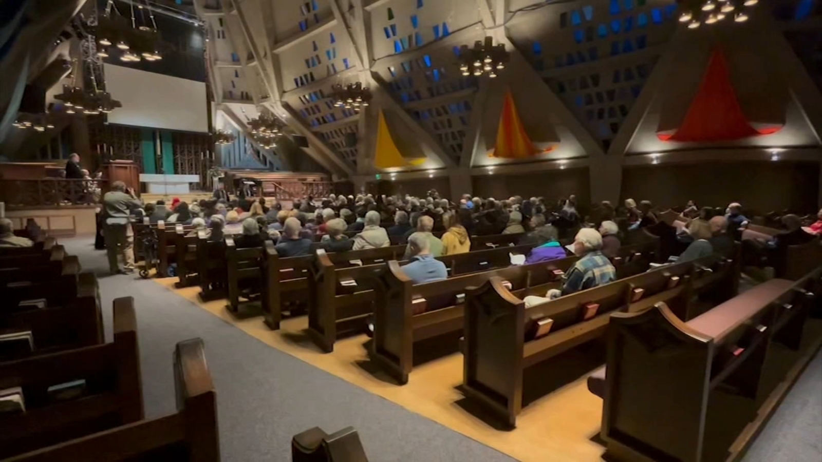 Mass deportation: Immigration policies top concerns at Inauguration Eve at Multifaith Vigil in Palo Alto [Video]