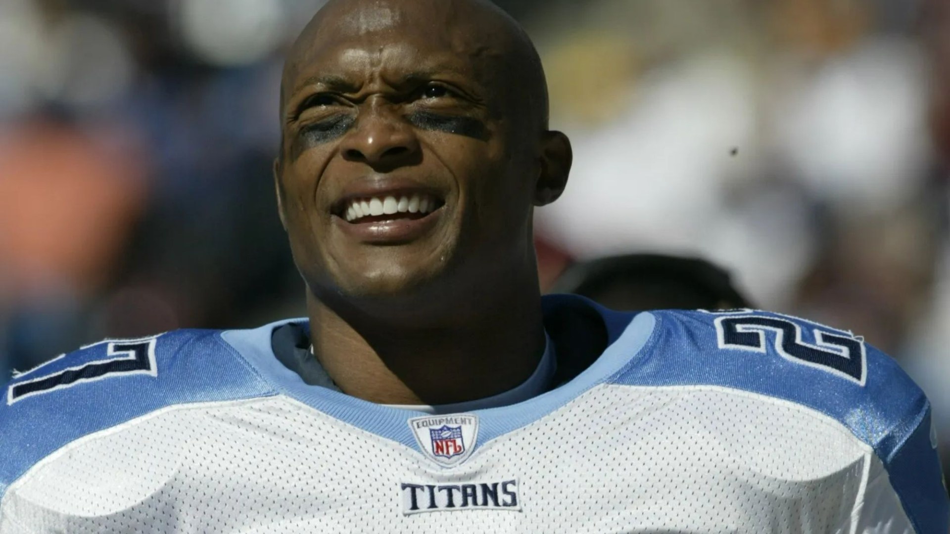 Ex-NFL rookie star who turned to Broadway career in retirement linked with Chicago Bears in shock head coach move [Video]