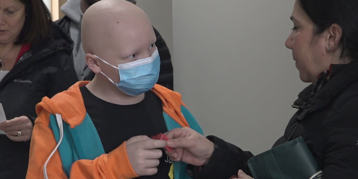 Community rallies around West Fargo boy in fight against cancer [Video]