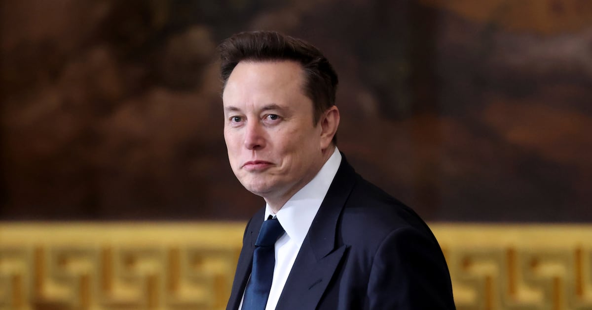 Musk clashes with OpenAI CEO Sam Altman over Trump-supported Stargate AI data center project  Boston 25 News [Video]