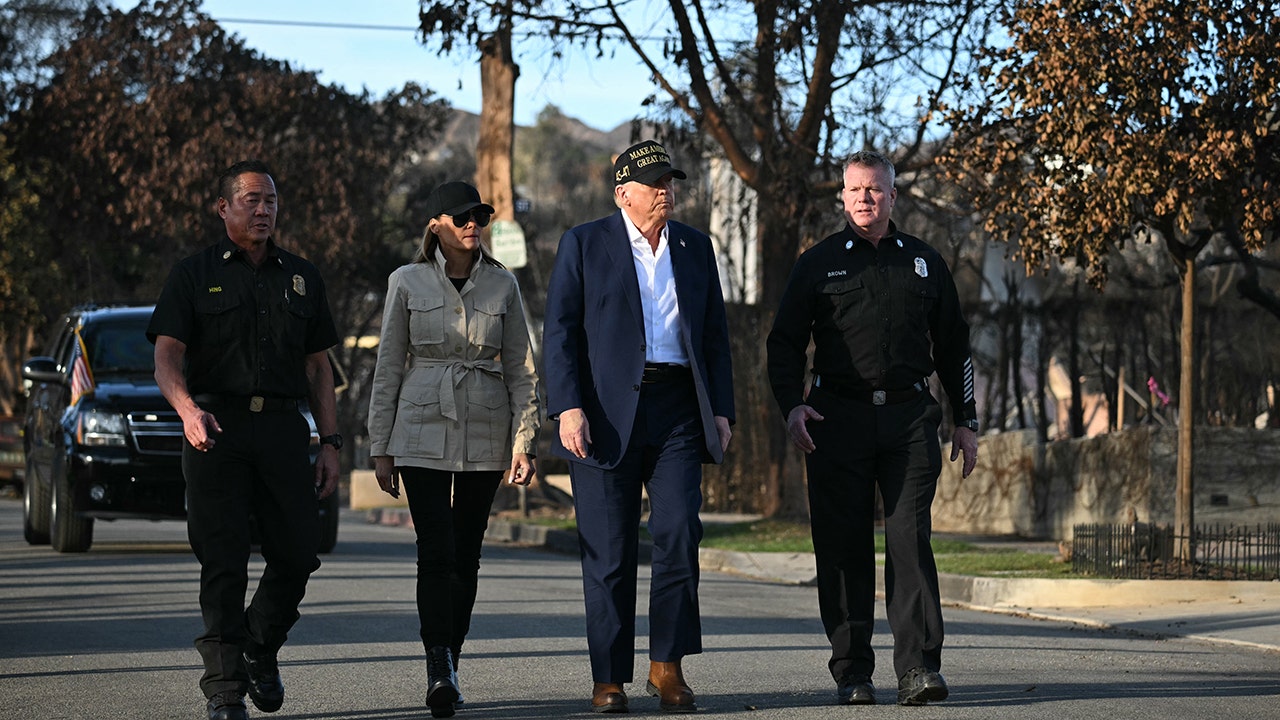 Trump meets with California residents, fire, law enforcement officials to see LA wildfire damage [Video]